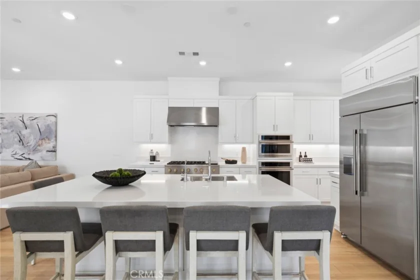 446 Sonia photo 35