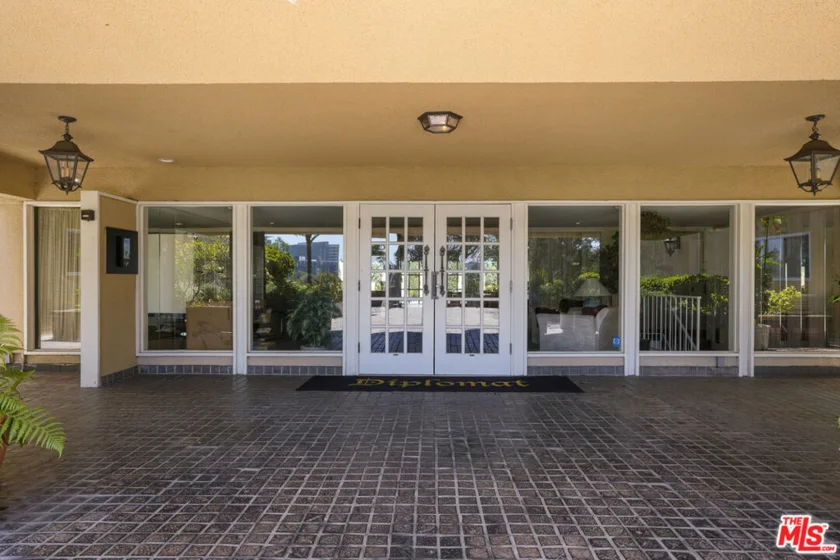 5845 Doverwood Drive #213 photo 25