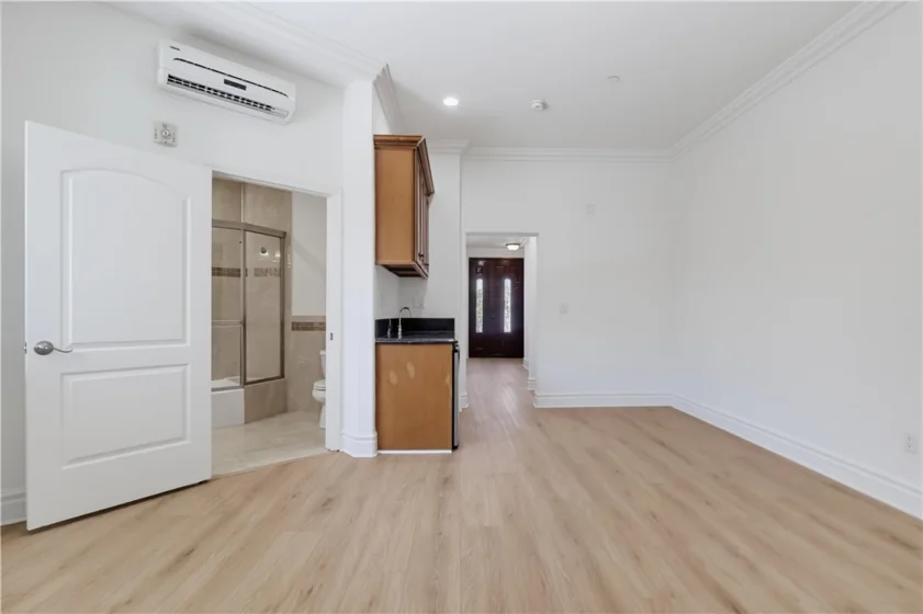 350 Bethany Road photo 15
