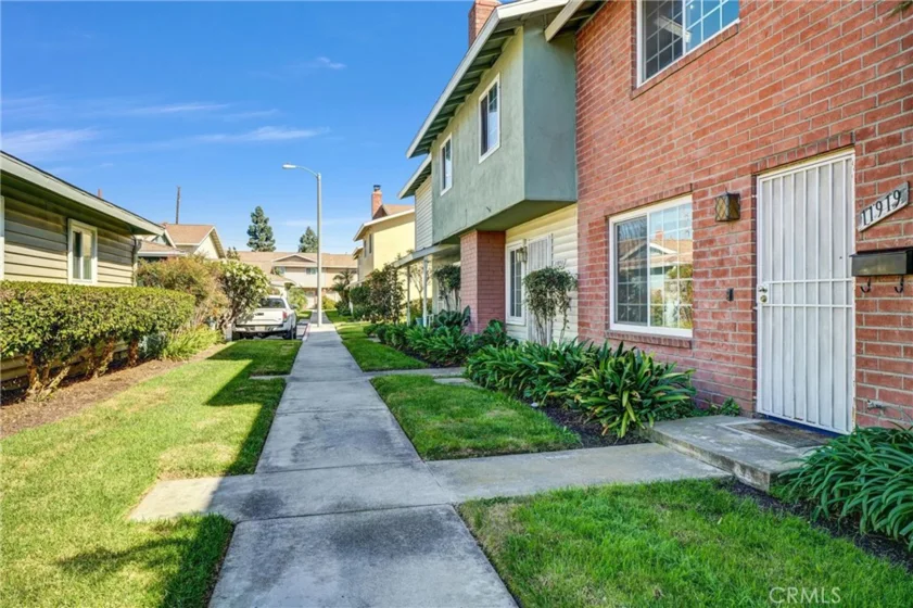 11919 Verbena Court photo 1