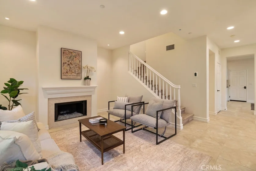 20 Orange Blossom Circle photo 3