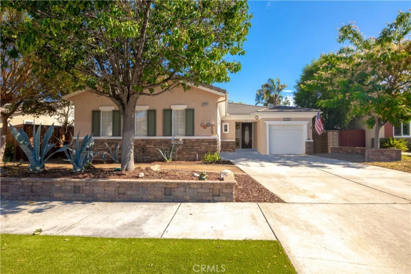 23781 Scarlet Oak Drive photo