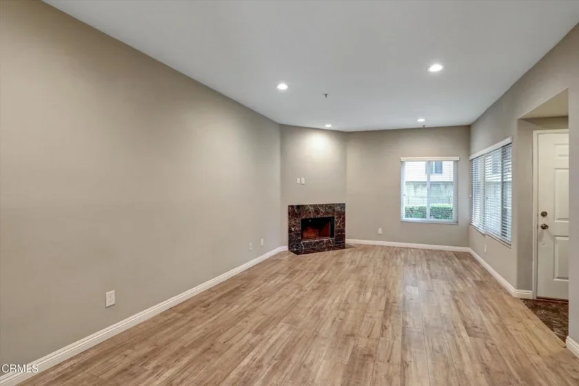 719 E Tujunga #D photo 10