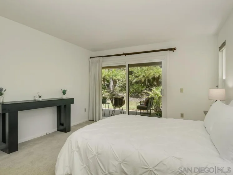 7301 Calle De Fuentes photo 20
