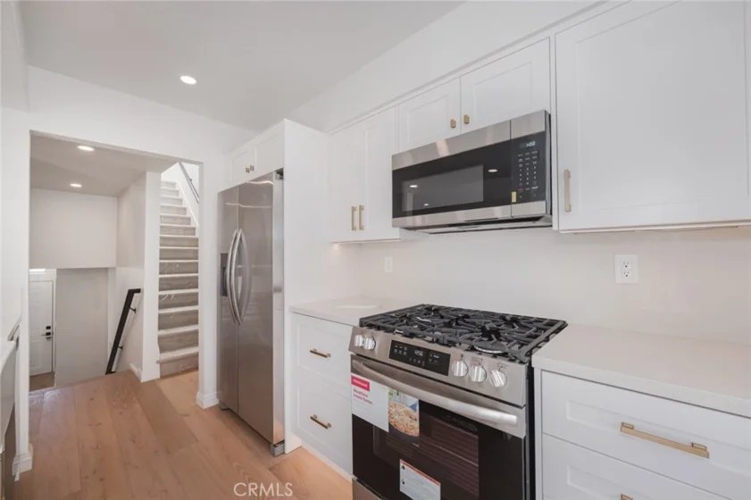 5455 Sylmar Avenue #2103 photo 4