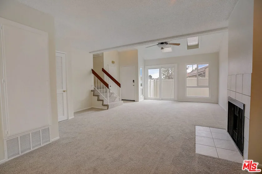 822 W Lambert Road #B photo 1