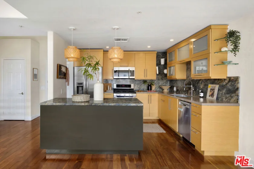 1214 14th Street #203 photo 2