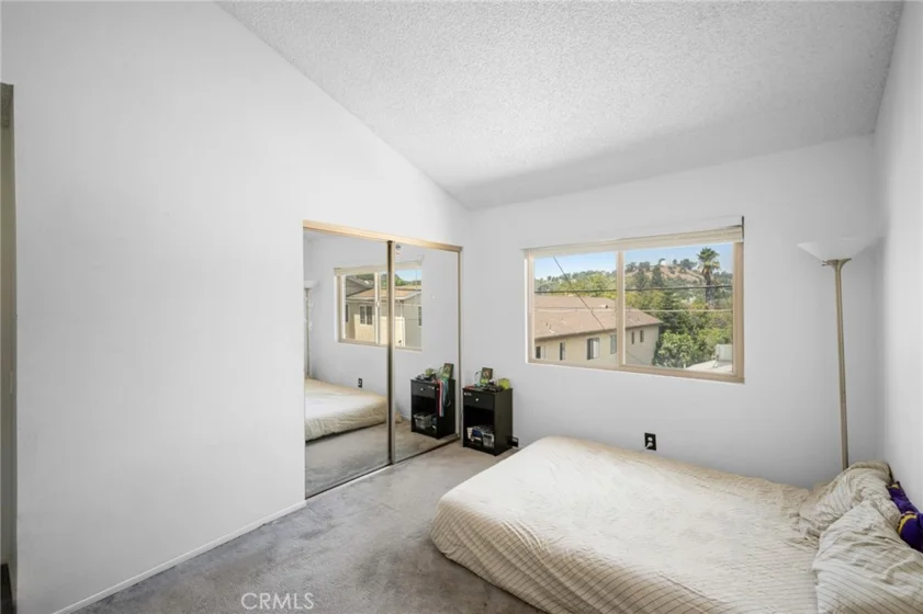 3827 W Avenue 41 photo 16