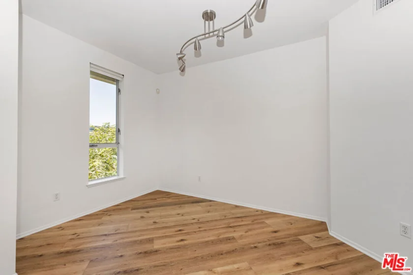 6400 Crescent Parkway #402 photo 13