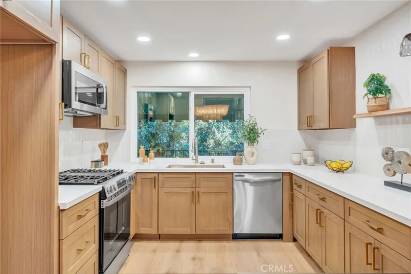 1821 Vista Del Oro photo 17
