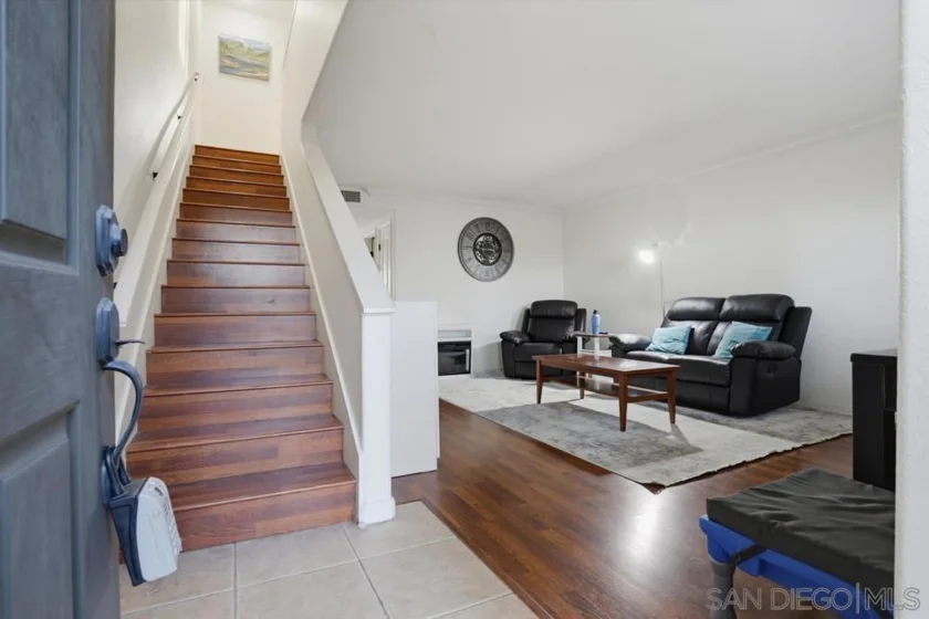 1451 N Broadway #B photo 13