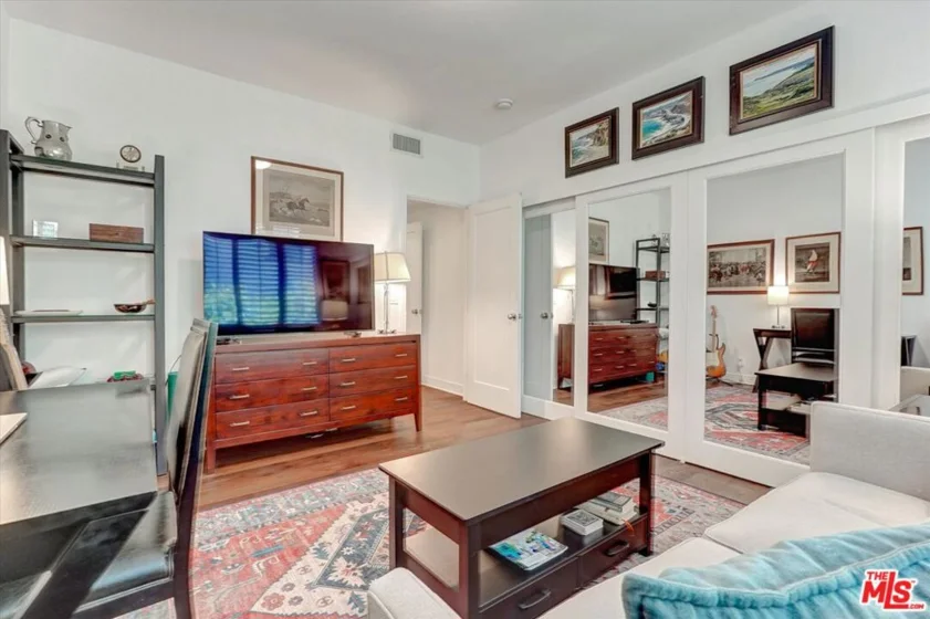 148 S Crescent Drive #101 photo 26