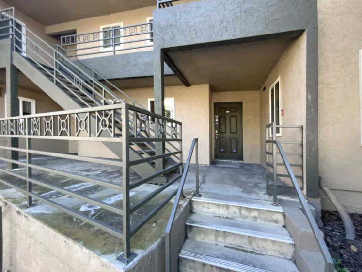 7405 Charmant Drive #2427 photo 1