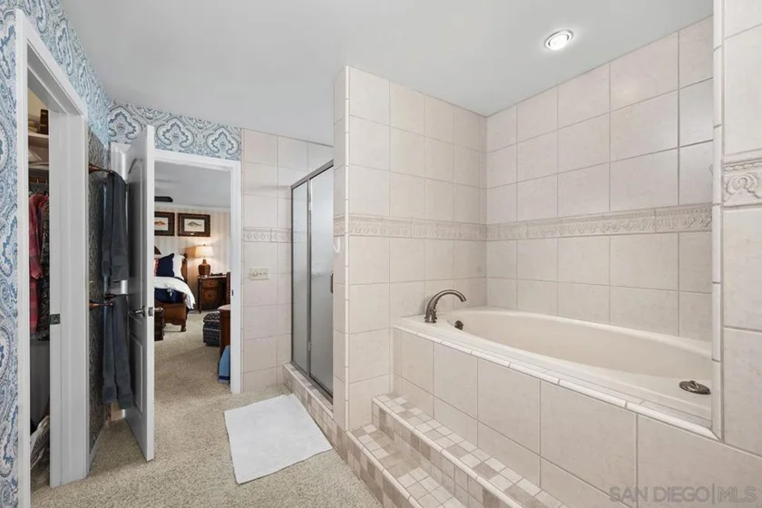 3828 Riviera Drive #2B photo 33