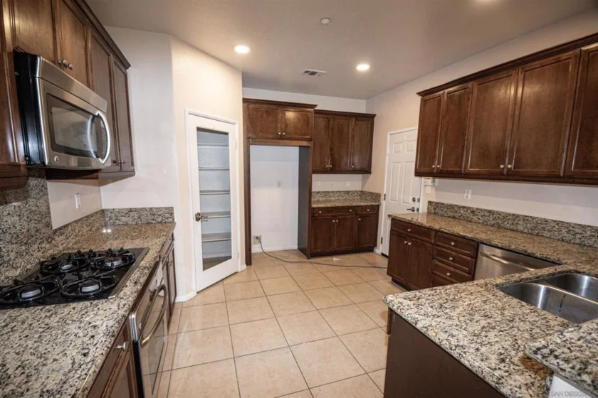 1733 Cripple Creek #4 photo 9