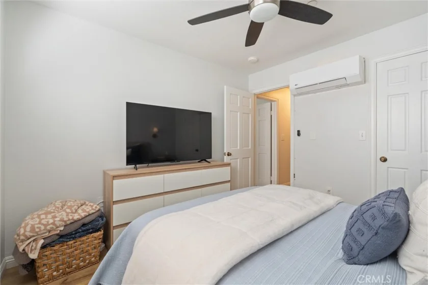 17200 Newhope #204 photo 32