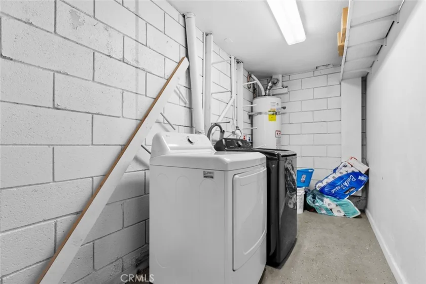 8801 Cedros Avenue #7 photo 39