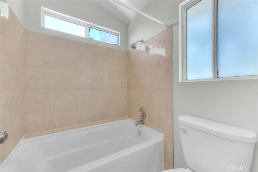 523 Towergrove photo 25