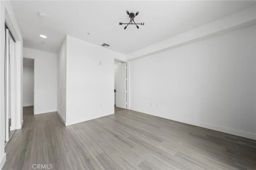 10911 Wellworth #1A photo 5