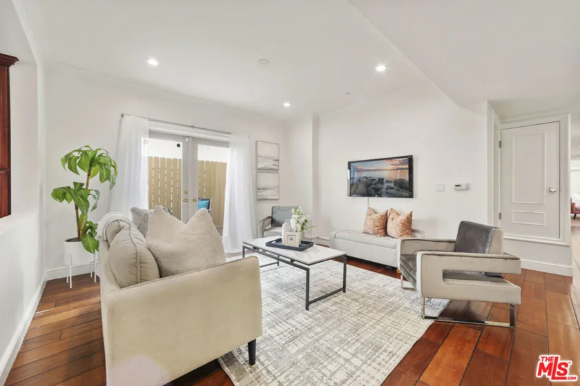 918 S Wooster Street #1 photo 7