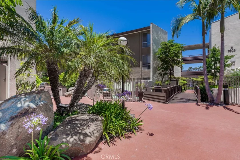 1625 S Hotel photo 31