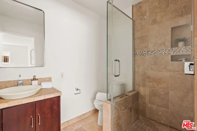2225 20th Street #2 photo 8