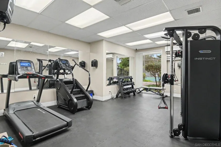 6202 Friars #301 photo 25