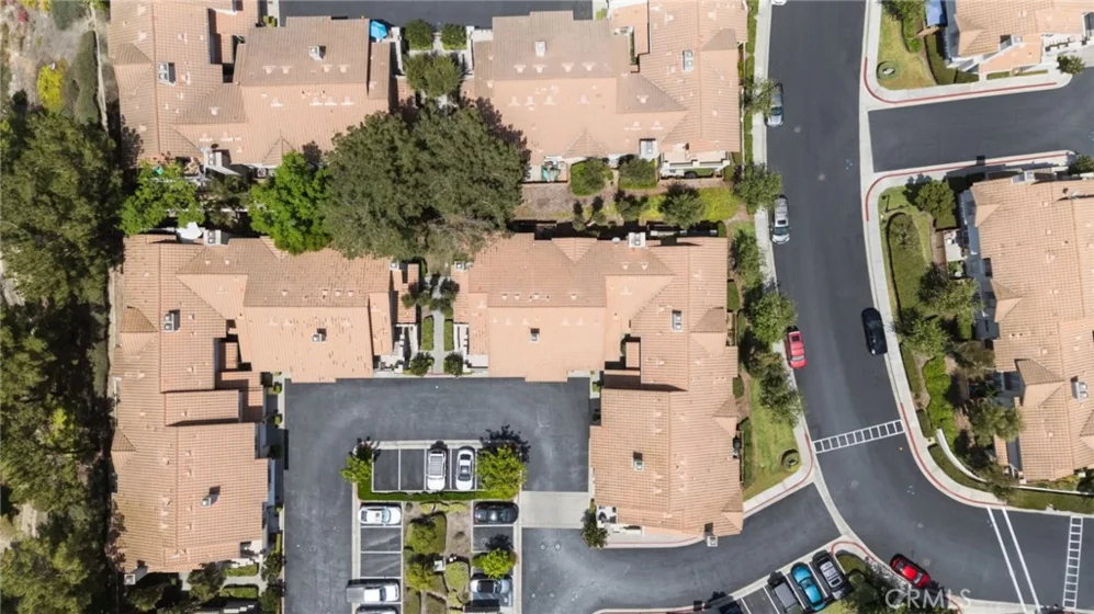 133 California Court photo 48