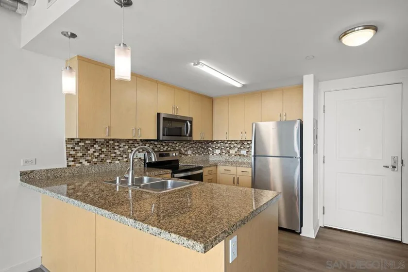 1080 Park Boulevard #913 photo 34
