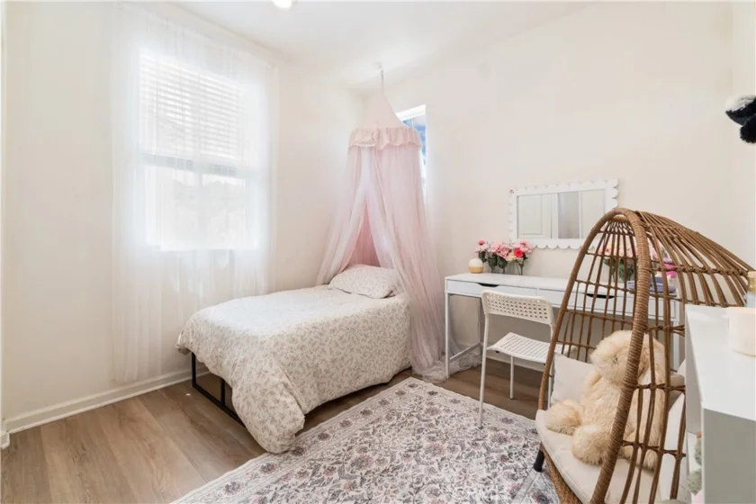 4044 Summer Way photo 17