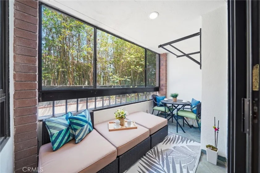 4477 Wilshire photo 15