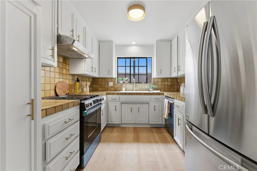 1834 11th Street #2 photo 8