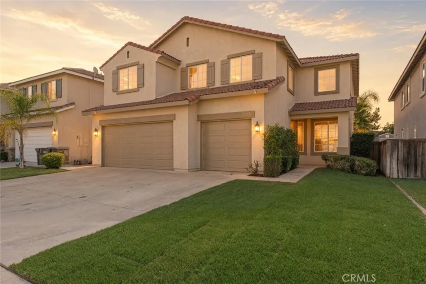 39726 Ashland Way photo 1