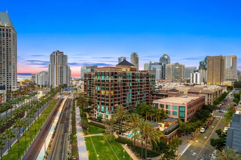 500 W Harbor Drive #504 photo 69