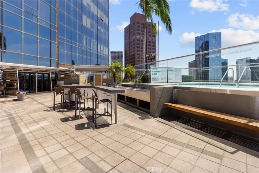 1100 Wilshire Boulevard #1812 photo 5