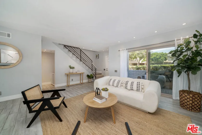 1504 Berkeley Street #D photo 1