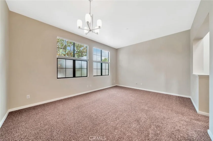 563 W Maple Avenue photo 24