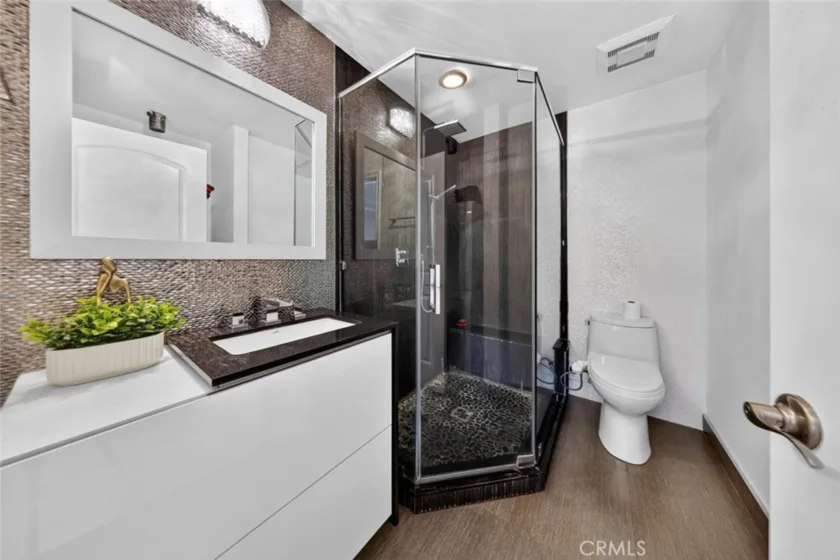 2940 N Verdugo Road #322 photo 11
