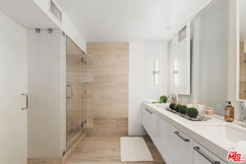 1133 5th Street #204 photo 15