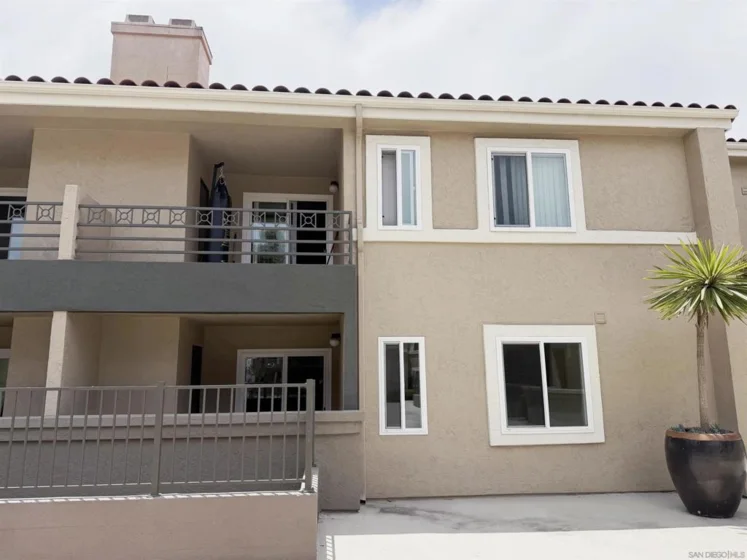 7405 Charmant Drive #2013 photo 11