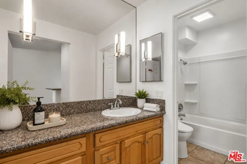421 S La Fayette Park Place #210 photo 9