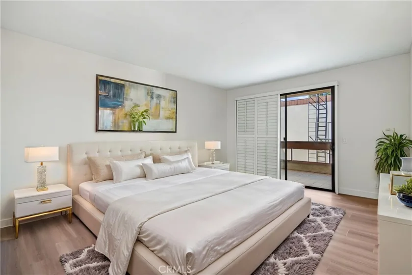17140 Burbank #207 photo 15