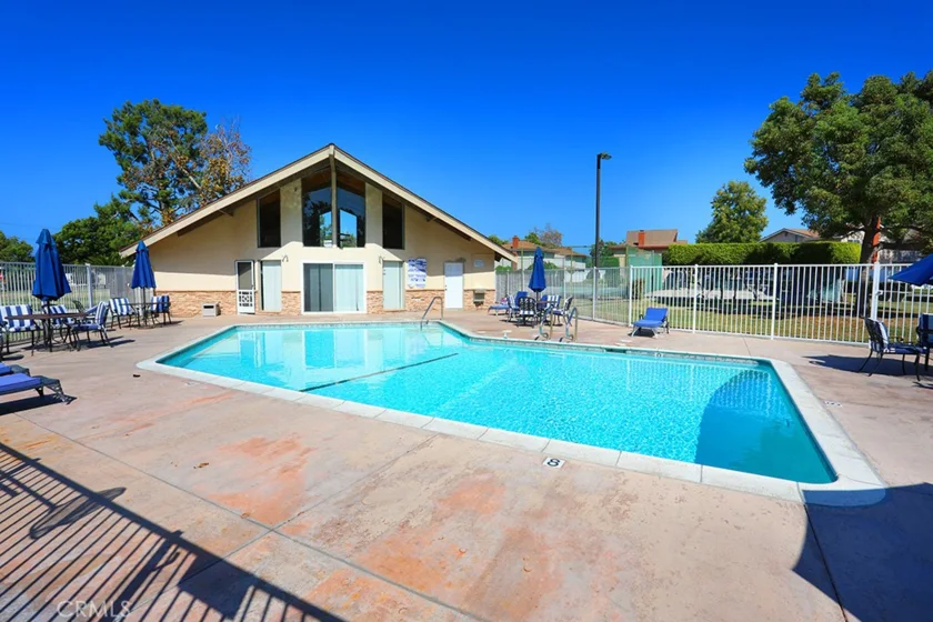 700 E Taft #22 photo 39