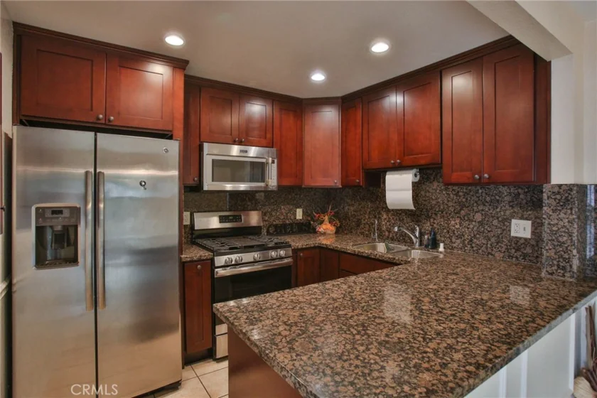 14081 Livingston #27 photo 1