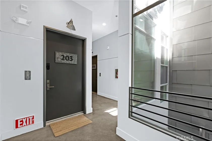 13320 Beach #203 photo 8
