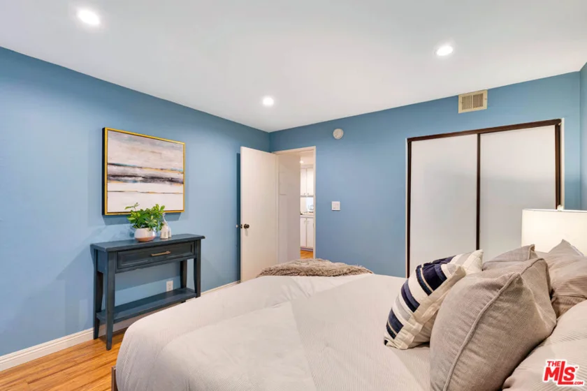 1900 Vine Street #103 photo 4