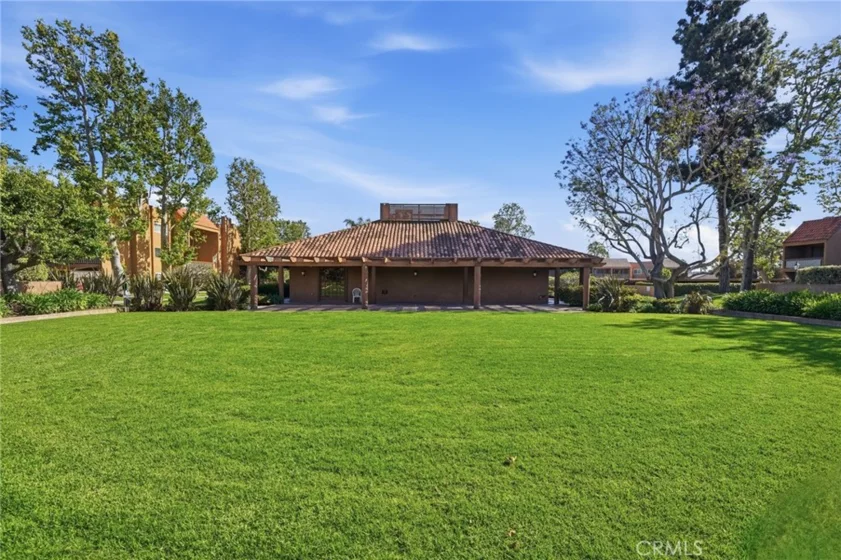 6600 Warner #205 photo 34