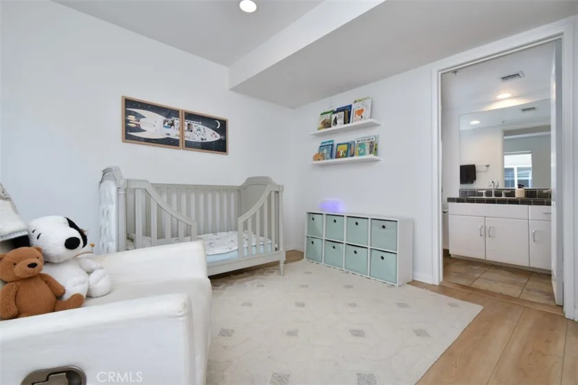 10918 Morrison Street #3 photo 11