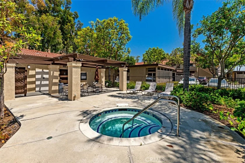21227 Camelia #18 photo 16