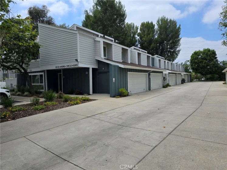 18153 N Andrea Circle #4 photo 2